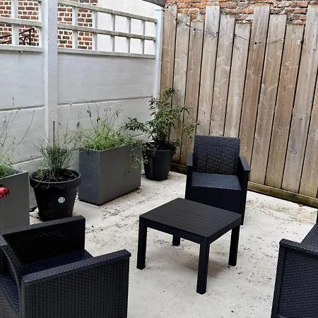 Vakantiehuis Le Cocon, Maison Avec Terrasse Hyper Centre *